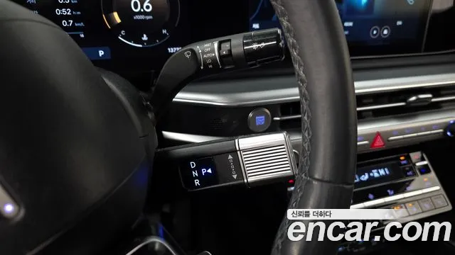 Hyundai Grandeur Grandeur (GN7) 2.5 Бензин 2WD — Фото автомобиля 9