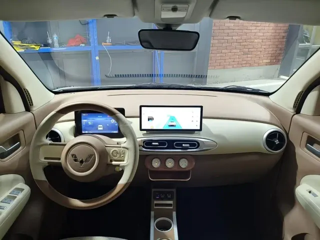 Wuling Hongguang Mini EV — Фото автомобиля 12