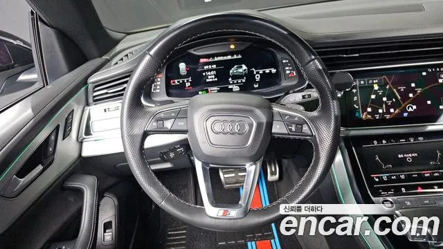 Audi Q8 55 TFSI quattro Premium — Фото автомобиля 13