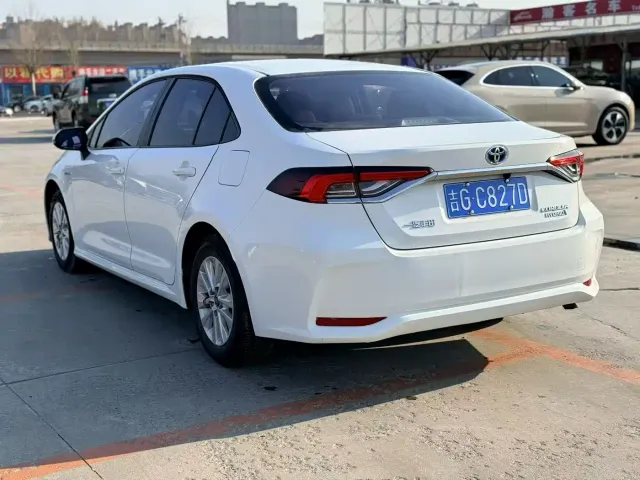 Toyota Corolla — Фото автомобиля 7