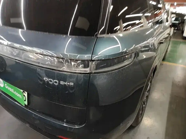 Lynk & Co 900 — Фото автомобиля 7