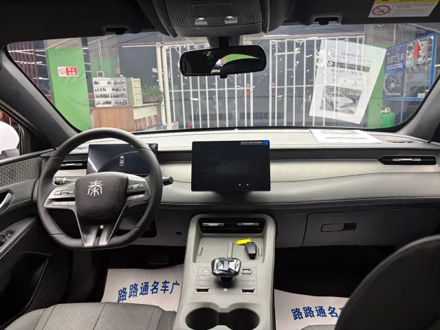 BYD Qin PLUS — Фото автомобиля 9