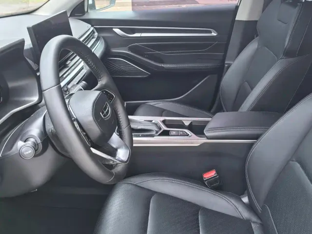 Geely Emgrand — Фото автомобиля 4