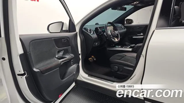 Mercedes-Benz GLA-Class H247 — Фото автомобиля 10