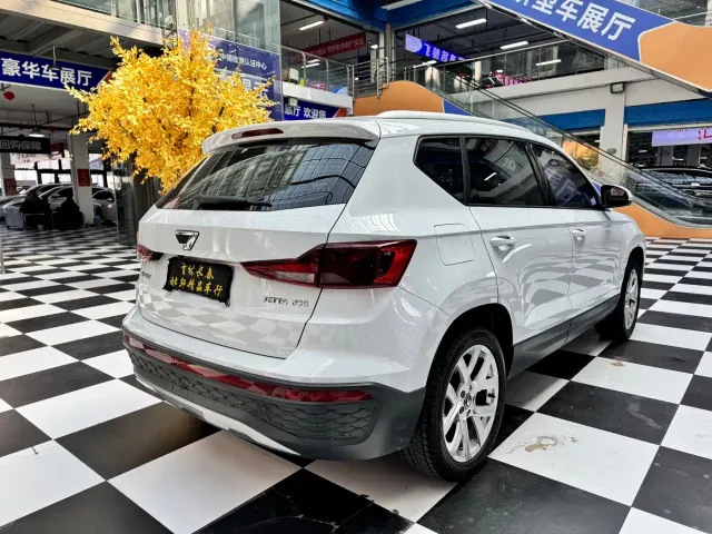 Jetta VS5 — Фото автомобиля 5