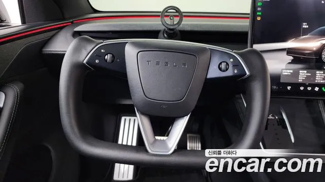 Tesla Model Y — Фото автомобиля 12