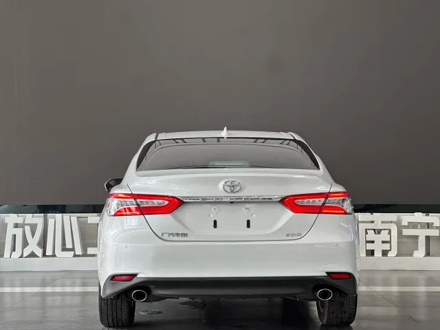 Toyota Camry — Фото автомобиля 18
