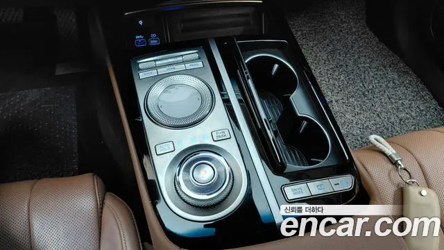 Genesis G80 RG3 — Фото автомобиля 12