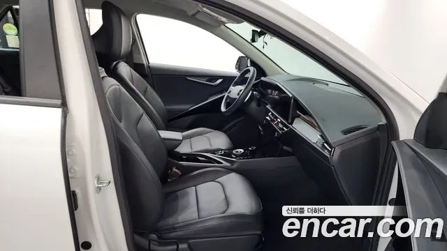 Kia Niro The All New Niro Signature — Фото автомобиля 26