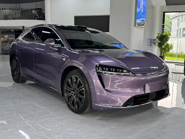 Luxeed R7 — Фото автомобиля 2