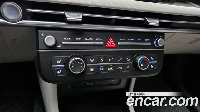 Hyundai Tucson Новый Tucson (NX4) Бензин 1.6 турбо 2WD — Фото автомобиля 17
