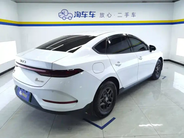 BYD Qin PLUS — Фото автомобиля 3
