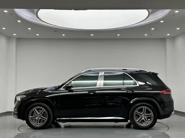 Mercedes-Benz GLE-Class — Фото автомобиля 5