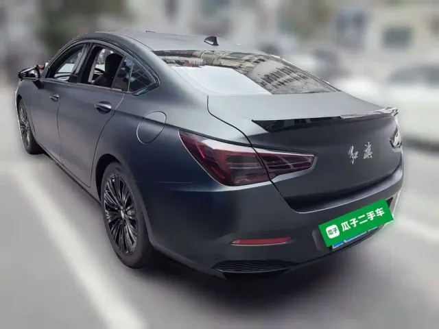 Hongqi H5 — Фото автомобиля 24