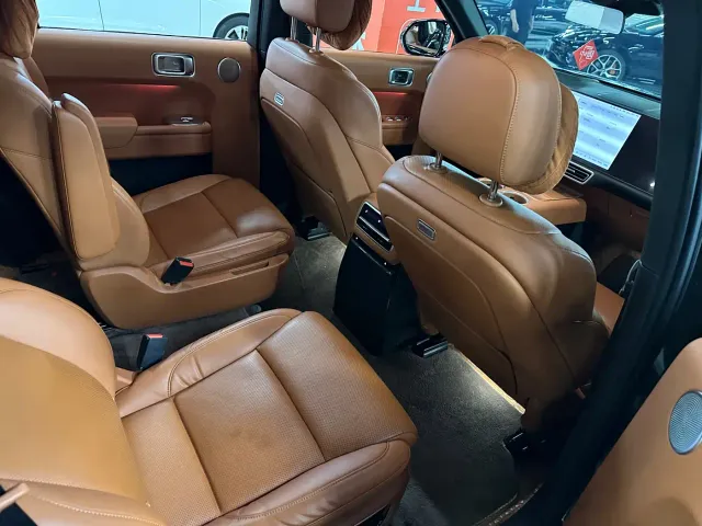 Li Auto L9 — Фото автомобиля 13