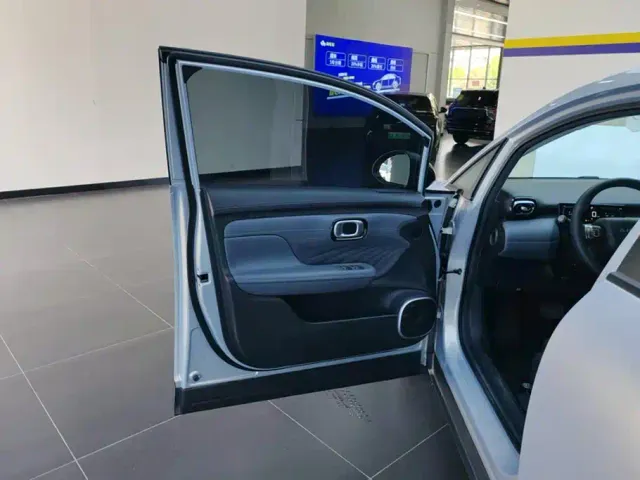 GAC Aion UT — Фото автомобиля 7