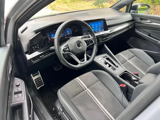 Volkswagen Golf — Фото автомобиля 7