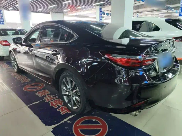 Mazda Atenza — Фото автомобиля 4