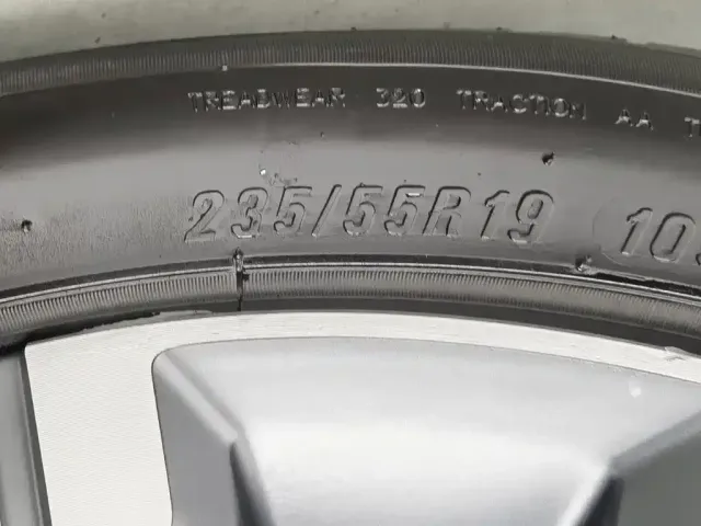 Exeed RX — Фото автомобиля 24