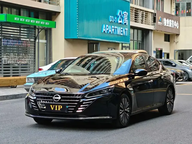 Фотография автомобиля — Nissan Teana