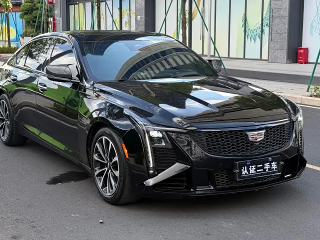 Cadillac CT5 — Фото автомобиля 3