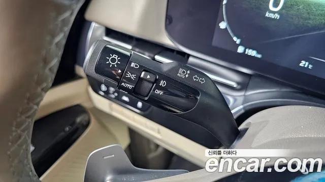 Kia Carnival 4th Gen — Фото автомобиля 30