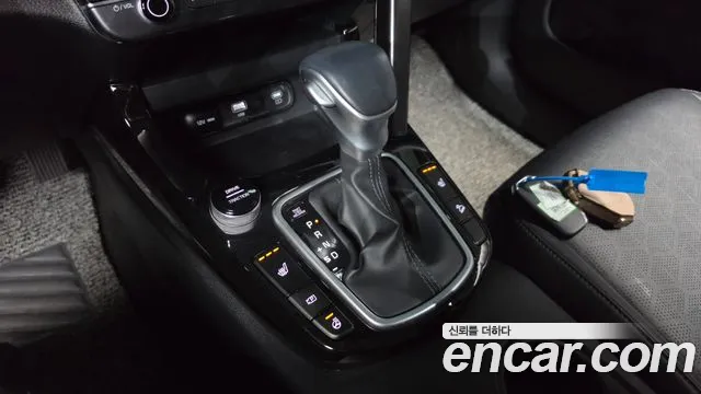 Kia Seltos — Фото автомобиля 12