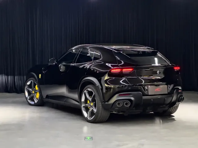 Ferrari Purosangue — Фото автомобиля 5