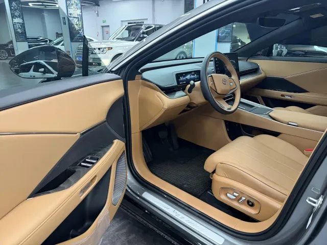 Toyota BoZhi 7 — Фото автомобиля 5