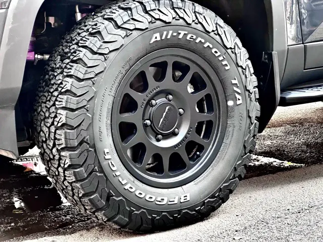 Toyota Prado — Фото автомобиля 5
