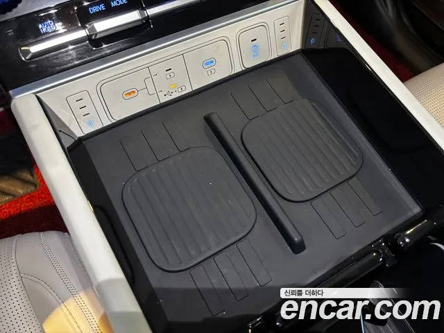 Hyundai Santa Fe MX5 — Фото автомобиля 13