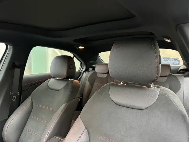 Mercedes-Benz A-Class — Фото автомобиля 8