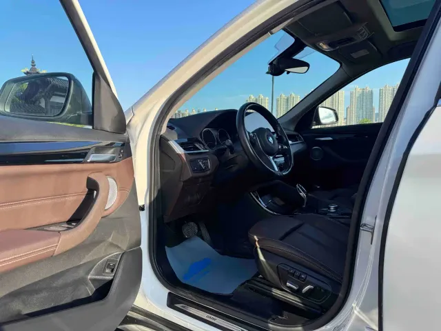 BMW X1 — Фото автомобиля 7