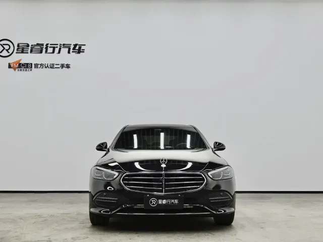 Mercedes-Benz C-Class — Фото автомобиля 3