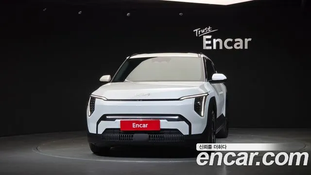 Kia EV3 — Фото автомобиля 3