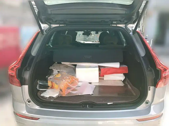 Volvo XC60 — Фото автомобиля 15