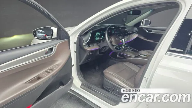 Hyundai Grandeur New — Фото автомобиля 17