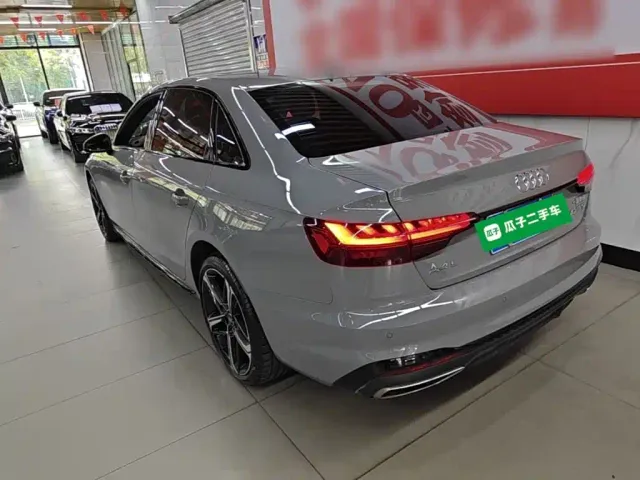 Audi A4L — Фото автомобиля 4