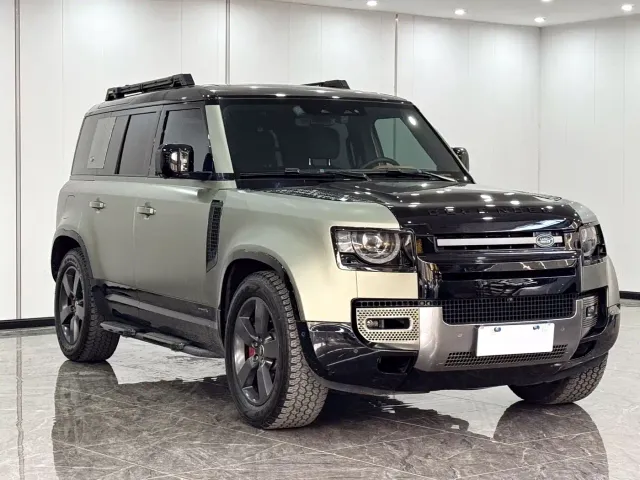 Land Rover Defender — Фото автомобиля 2