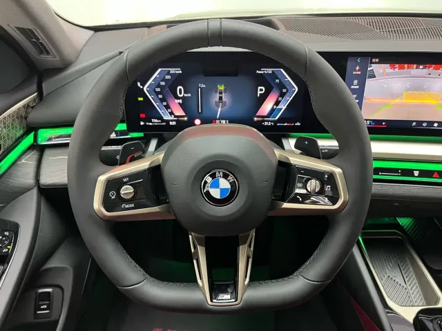 BMW 5 Series — Фото автомобиля 14
