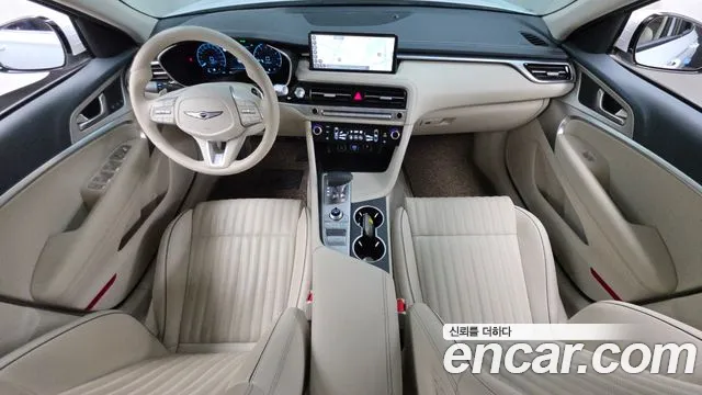 Genesis G70 New — Фото автомобиля 10