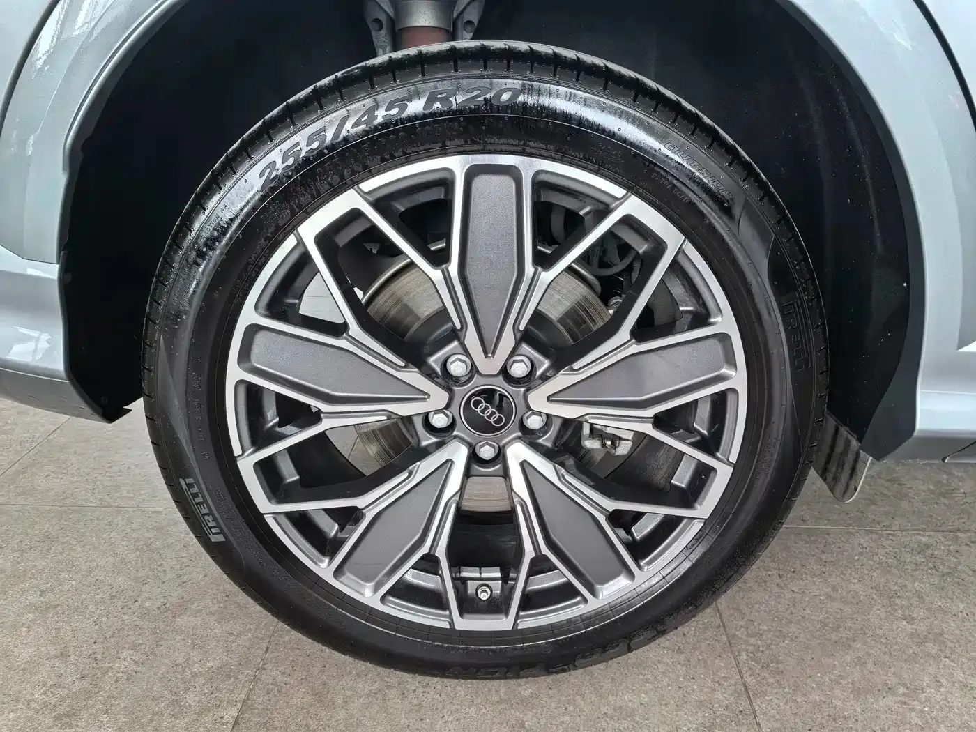 Audi Audi Q5L 2026 Luxury Sport 150kW — Фото автомобиля 16
