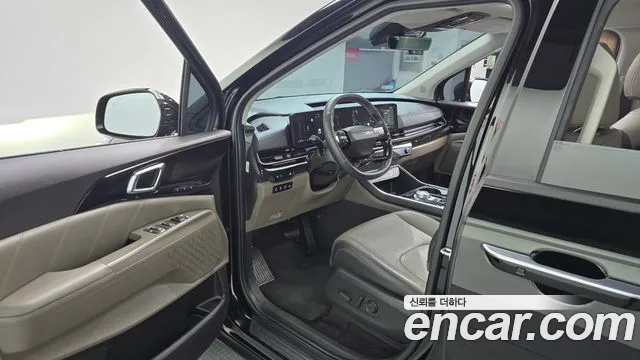 Kia Carnival — Фото автомобиля 10