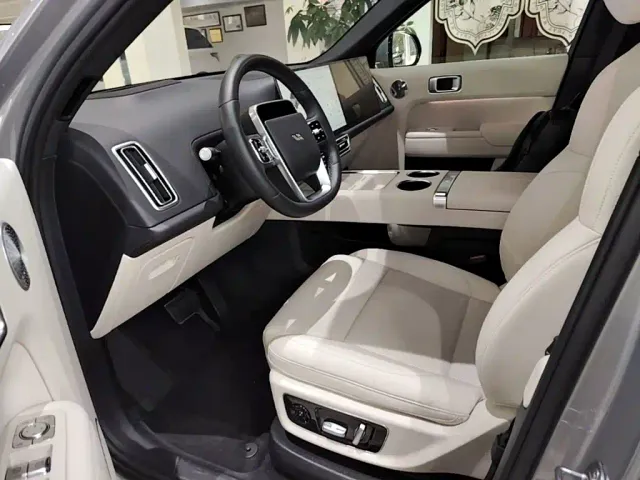 Li Auto Li Xiang L9 2025 Ultra Smart Renewal Edition — Фото автомобиля 14