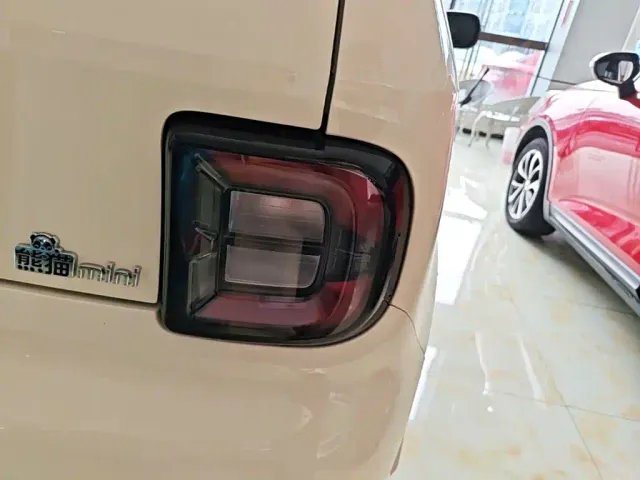 Geely Panda — Фото автомобиля 7