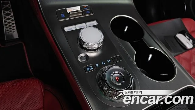 Genesis GV70 2.5T Бензин AWD — Фото автомобиля 9