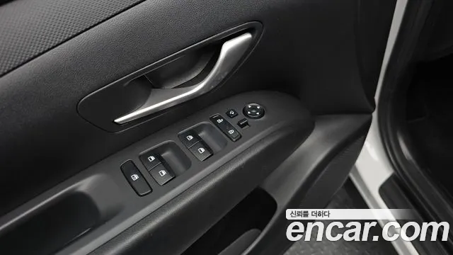 Hyundai Tucson Tucson (NX4) Бензин 1.6 турбо 2WD — Фото автомобиля 17