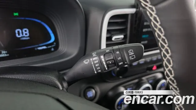 Hyundai Venue — Фото автомобиля 30