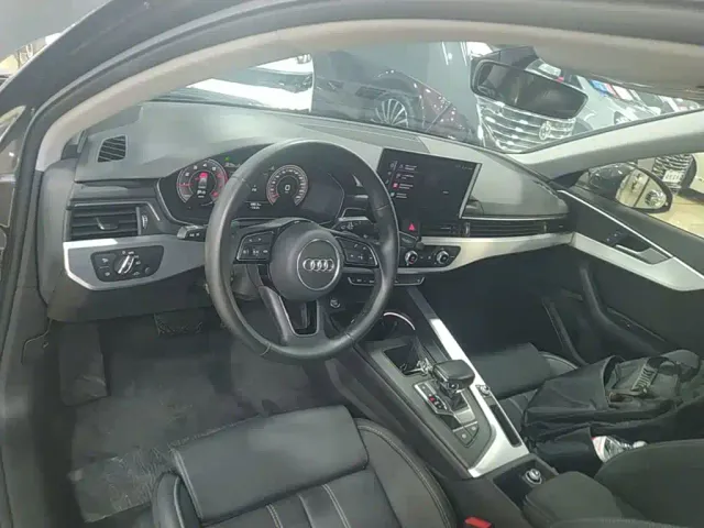 Audi A4L — Фото автомобиля 9