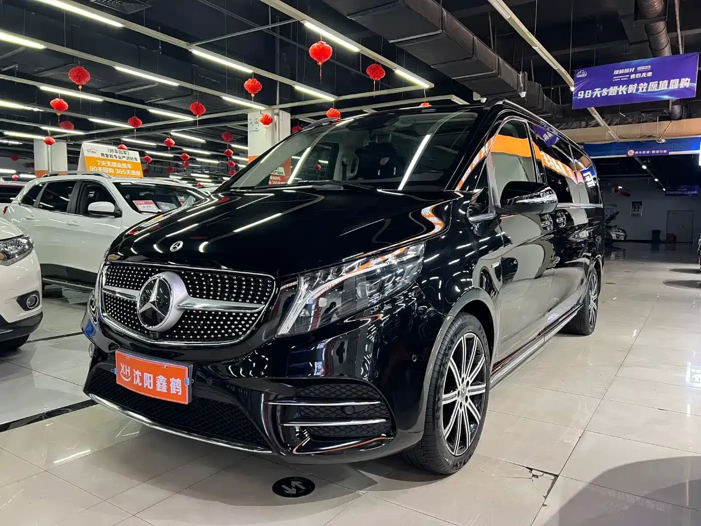 Mercedes-Benz Mercedes-Benz V-Class 2022 V 260 L Long Wheelbase Luxury Edition — Фото автомобиля 3